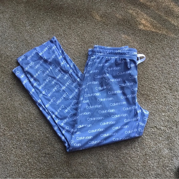 New Calvin Klein soft pants - Picture 2 of 2